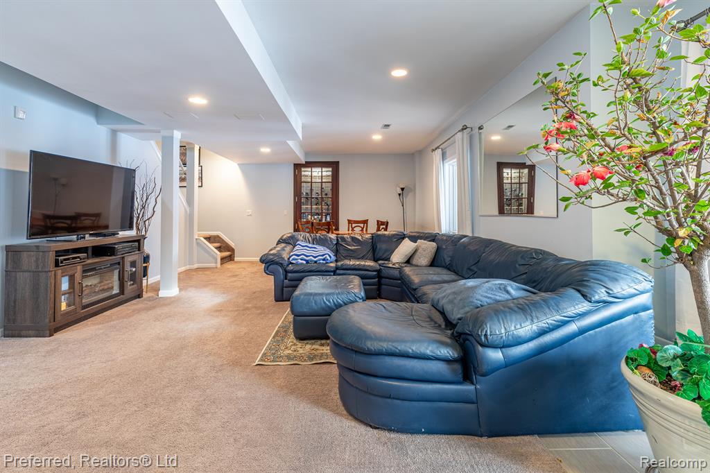 45635 MARLBOROUGH, Novi, MI 48377 — Photo 59