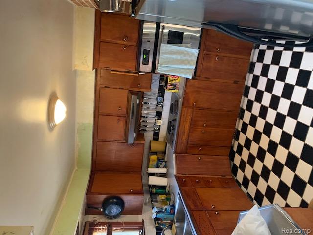 367 Sherwood Lane, Algonac, MI 48001 — Photo 11