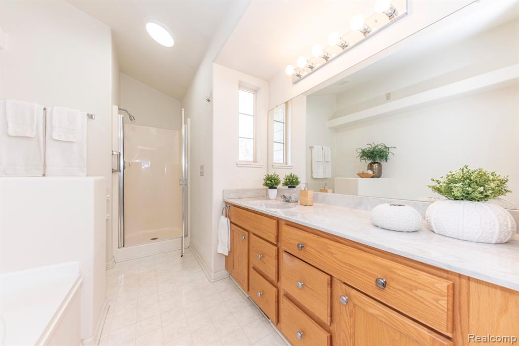 4036 BOULDER POND Drive, 15, Ann Arbor, MI 48108 — Photo 38