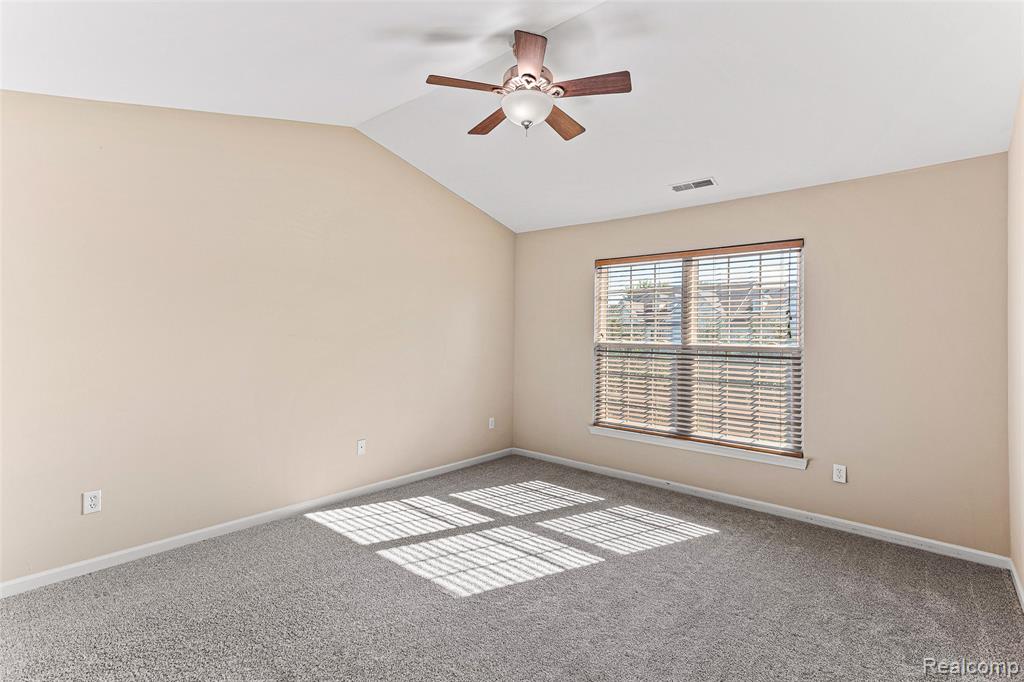 5201 Widgeon Lane, Walled Lake, MI 48390 — Photo 12