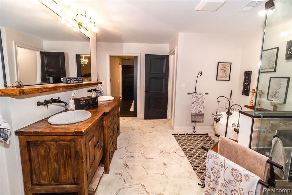 4520 Water Street, Columbiaville, MI 48421 — Photo 42