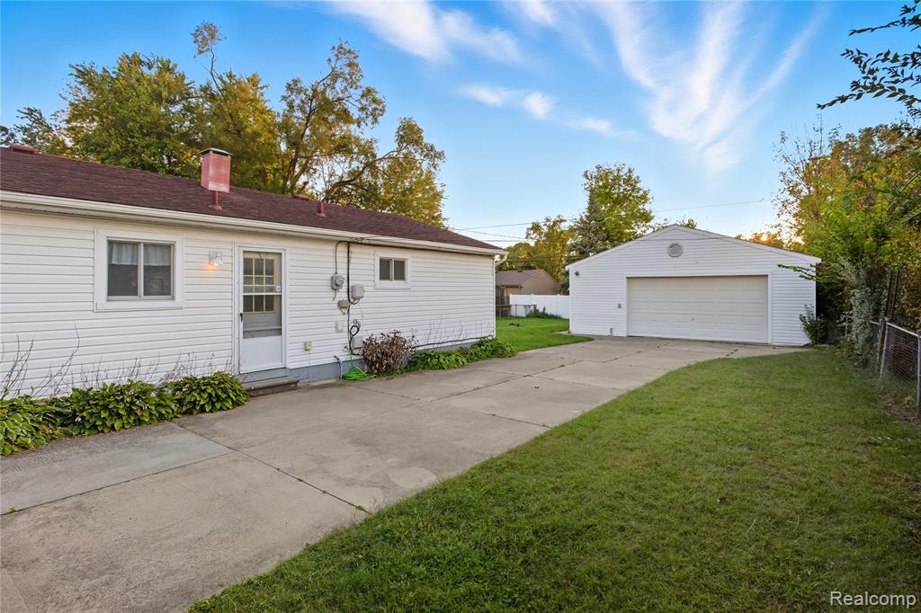 9404 Princess Street, Taylor, MI 48180 — Photo 25