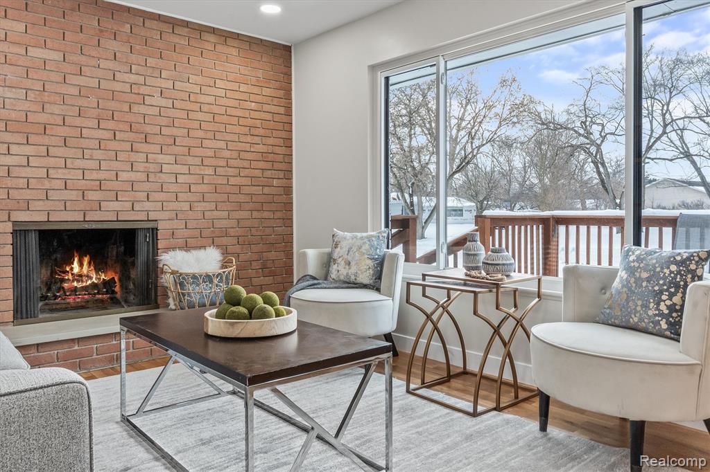 5067 Paro Drive, Flint, MI 48506 — Photo 8
