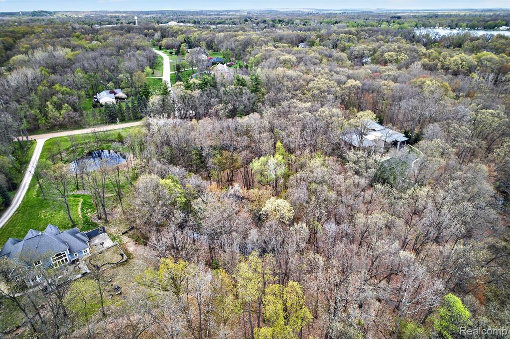 6944 Cooley Lake Road, White Lake, MI 48383 — Photo 5