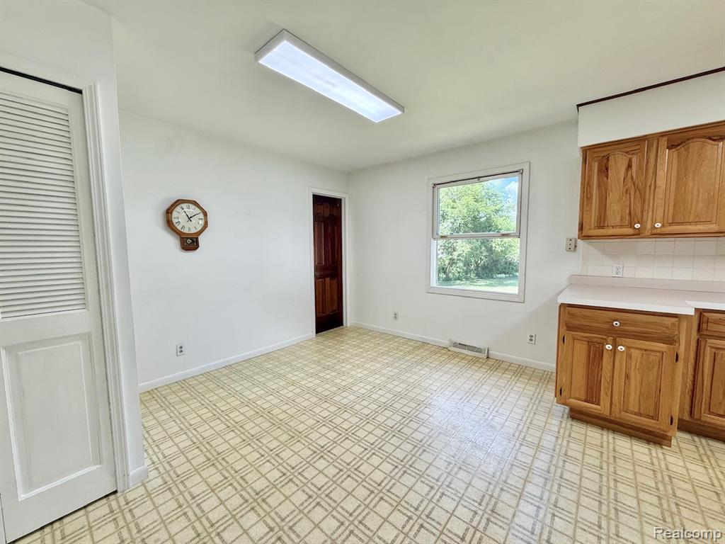 11495 E Richfield Road, Davison, MI 48423 — Photo 12