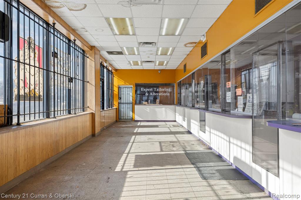 16300 W 7 Mile Road, Detroit, MI 48235 — Photo 7