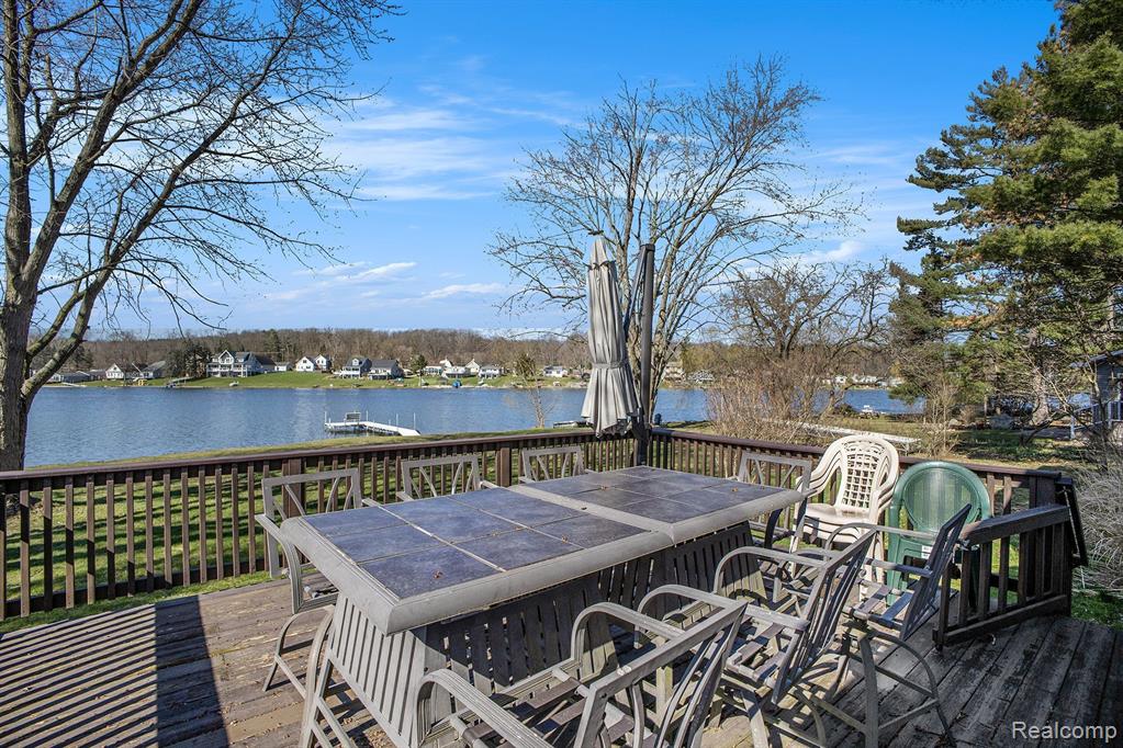5887 MABLEY HILL Road, Fenton, MI 48430 — Photo 3