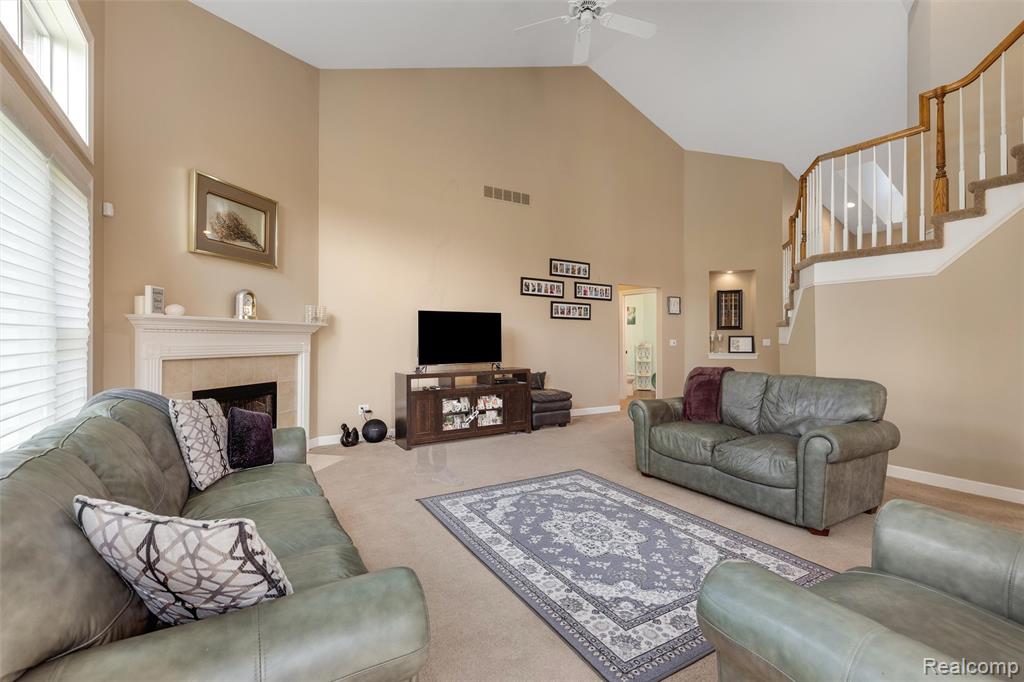4687 Oakhurst Ridge Road, Clarkston, MI 48348 — Photo 15