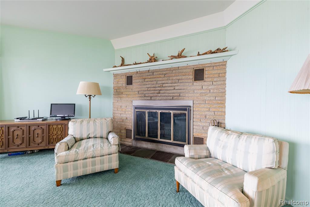 29863 East River Road, Grosse Ile, MI 48138 — Photo 22