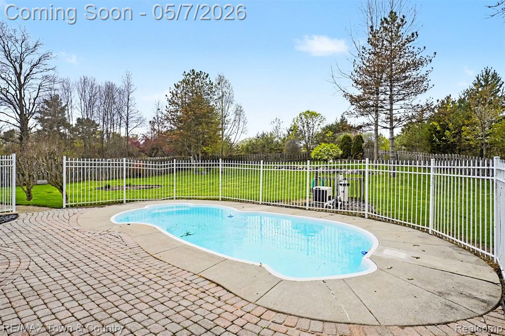 12429 Moceri Drive, Grand Blanc, MI 48439 — Photo 38