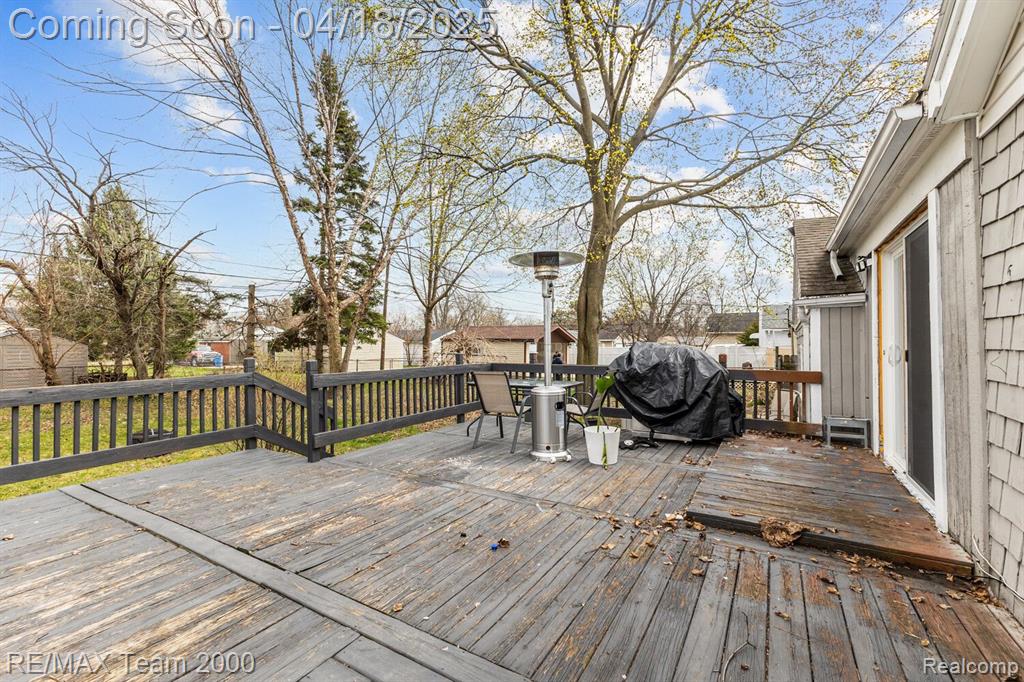 6200 NIGHTINGALE Street, Dearborn Heights, MI 48127 — Photo 24