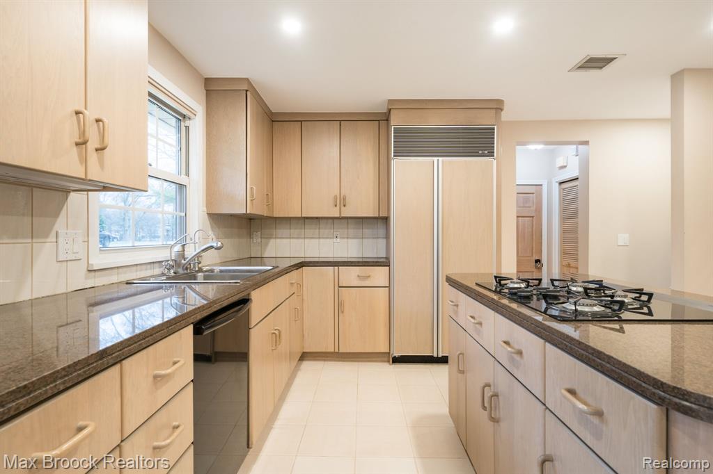 25461 Tweed Drive, Franklin, MI 48025 — Photo 9