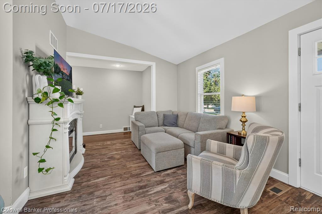43 Hartley Street, Lapeer, MI 48446 — Photo 15