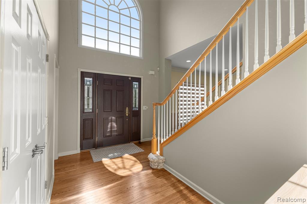 4991 Knollcrest Court, Commerce Twp, MI 48382 — Photo 6