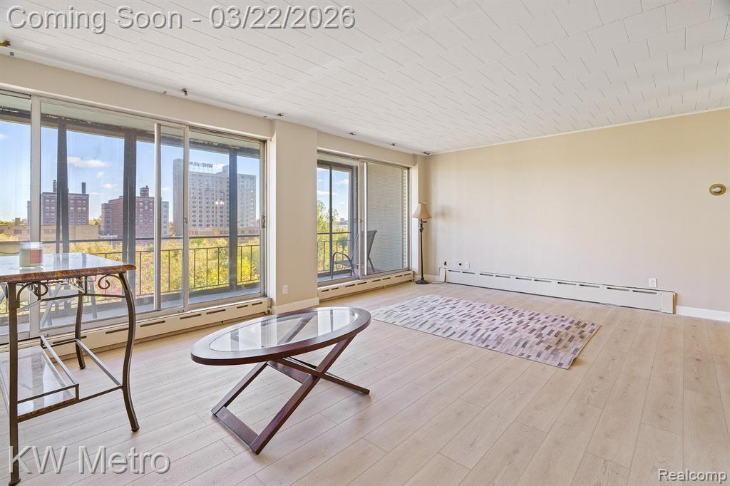 8300 Jefferson E, Detroit, MI 48214 — Photo 5