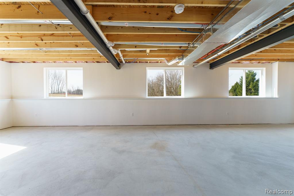 2105 ADELINES Way, Fowlerville, MI 48836 — Photo 19