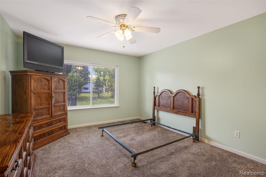 53171 Pineridge Drive, Chesterfield, MI — Photo 18