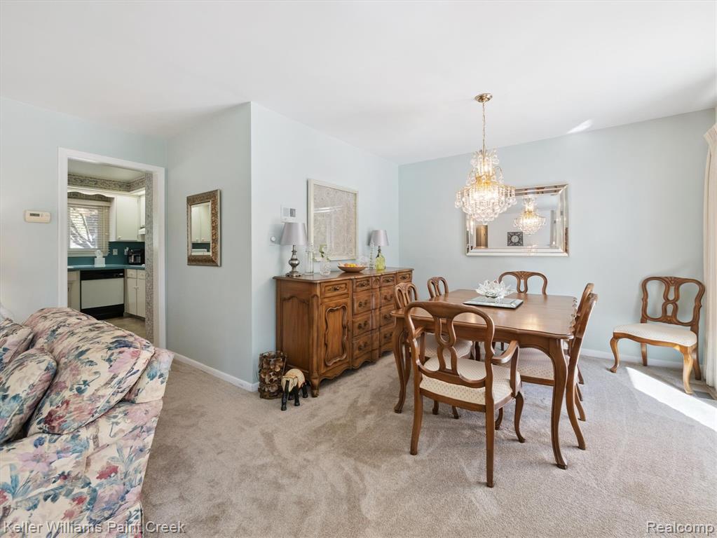 952 Dursley Road, Bloomfield Hills, MI 48304 — Photo 11