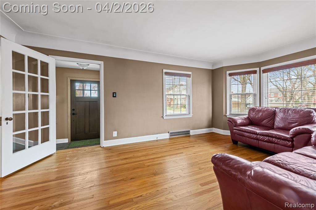 2305 Vinewood Street, Wyandotte, MI 48192 — Photo 7