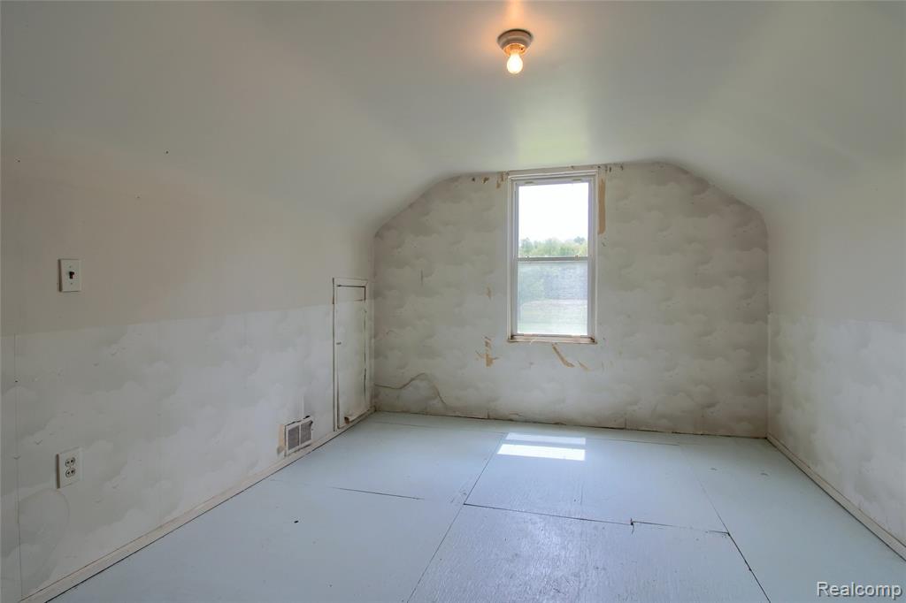 30977 West Road, New Boston, MI 48164 — Photo 22