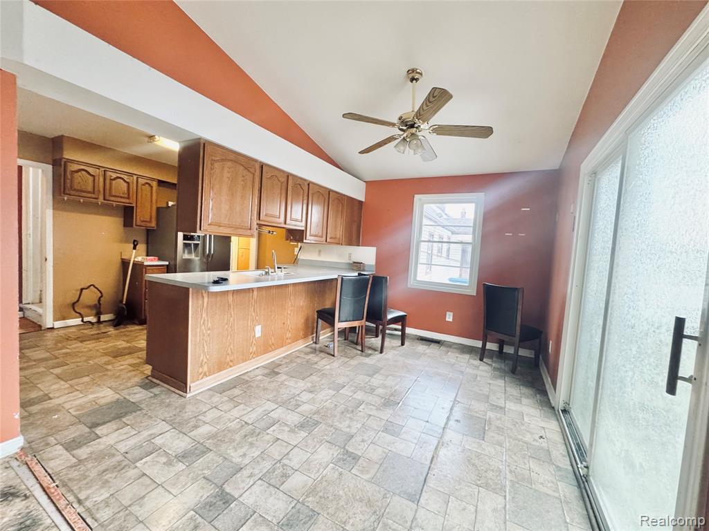 4449 Academy Street, Dearborn Heights, MI 48125 — Photo 10