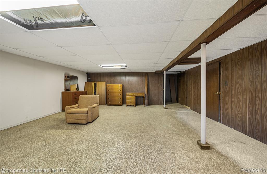4684 CHAPEL Drive, Troy, MI 48085 — Photo 53