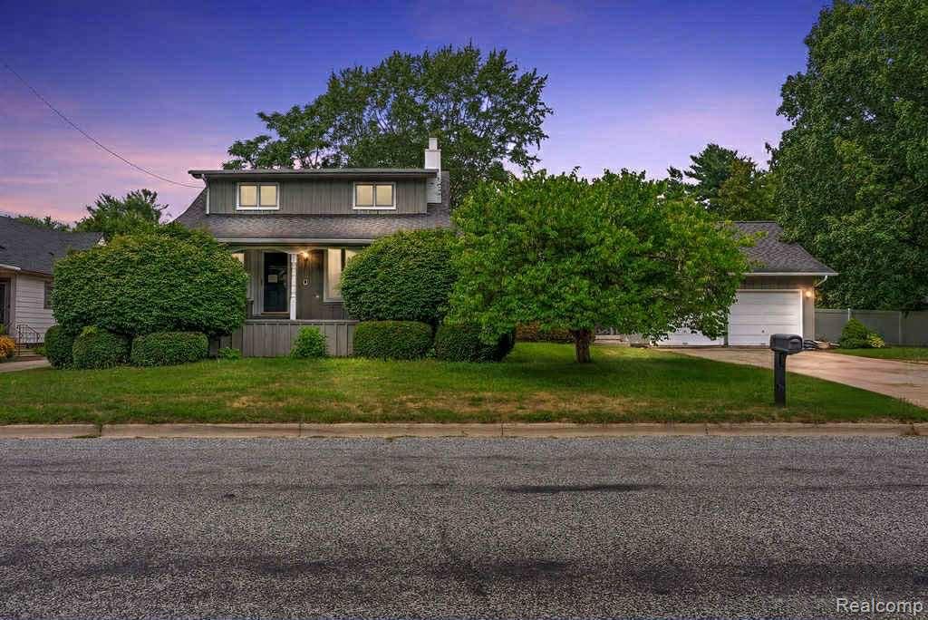3873 State Street, Bridgeport, MI 48722 — front exterior