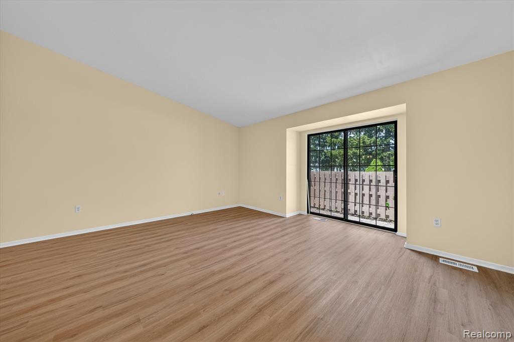 43628 W Arbor Way Drive, 103, Canton, MI 48188 — Photo 12