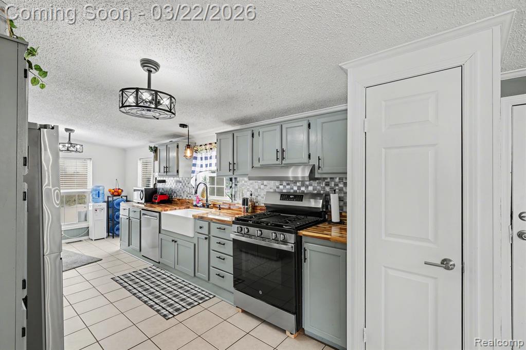 4458 Palms Road, Casco, MI 48064 — Photo 12