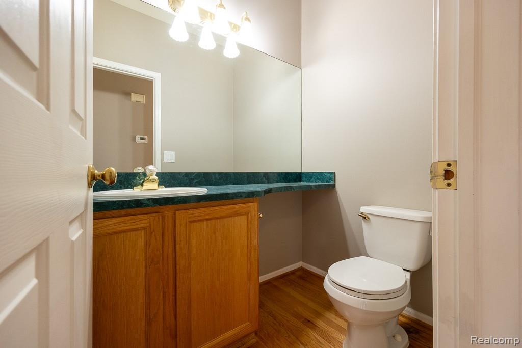 46692 INVERNESS Road, Canton, MI 48188 — Photo 9