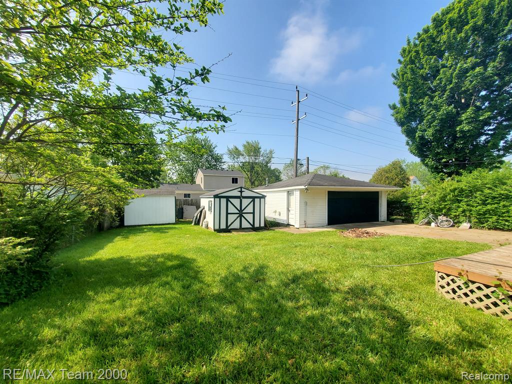 41743 MCKINLEY Street, Van Buren, MI 48111 — Photo 18