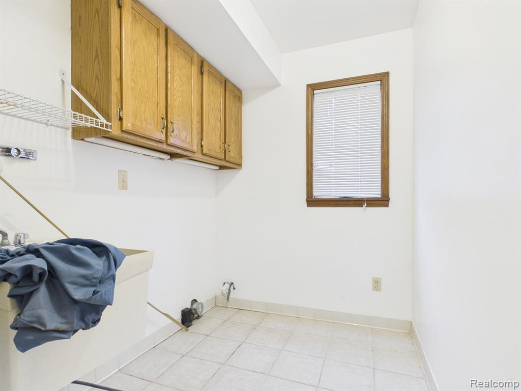 3828 Winding Pine Drive, Metamora, MI 48455 — Photo 28