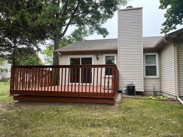 6891 Deerhurst, 96, Westland, MI — Photo 2