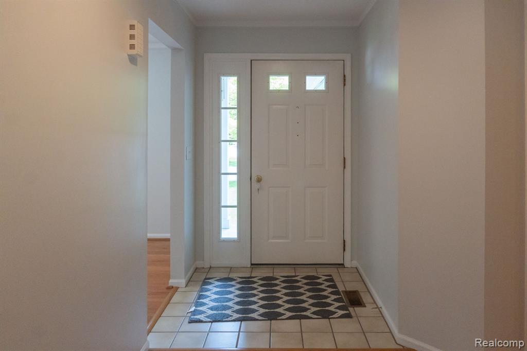 6851 TANGLE WOOD, Waterford, MI 48327 — Photo 6