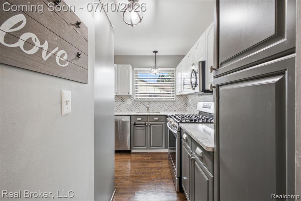 40424 Newport Drive, 73, Plymouth, MI 48170 — Photo 9