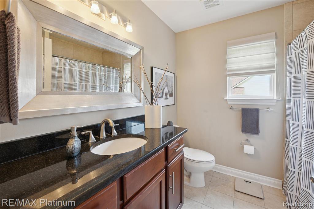 8927 Giovanni Ct, Howell, MI 48855 — Photo 24