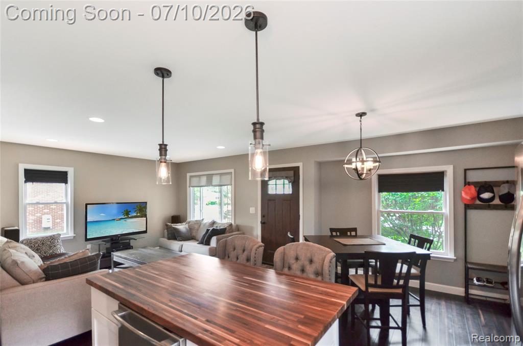 29067 Milton Avenue, Madison Heights, MI 48071 — Photo 13
