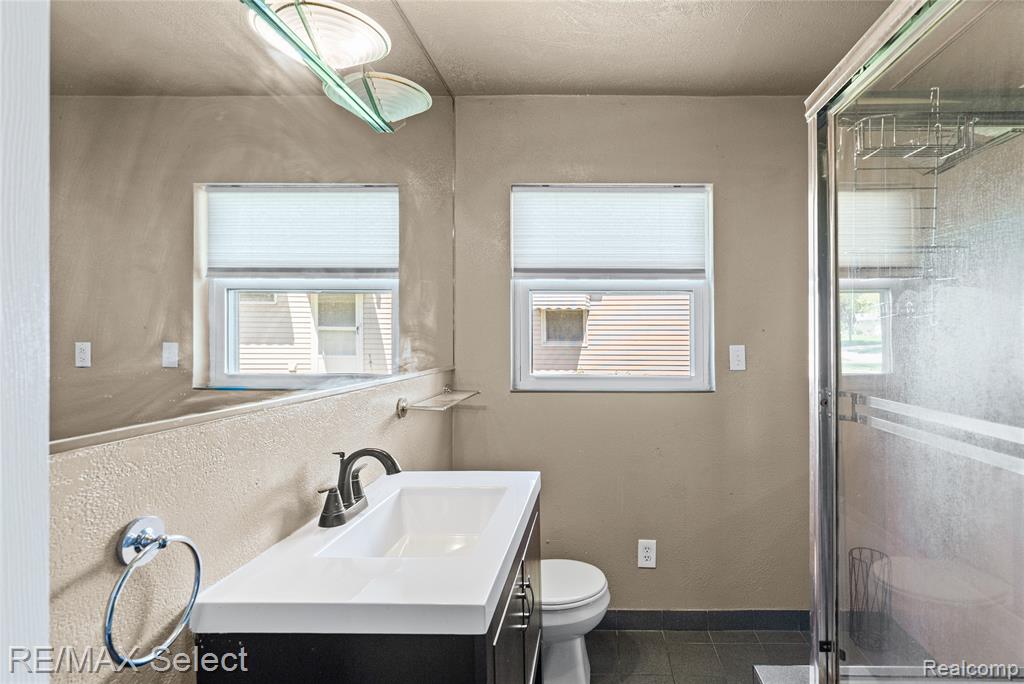 3441 Hawthorne Drive, Flint, MI 48503 — Photo 26