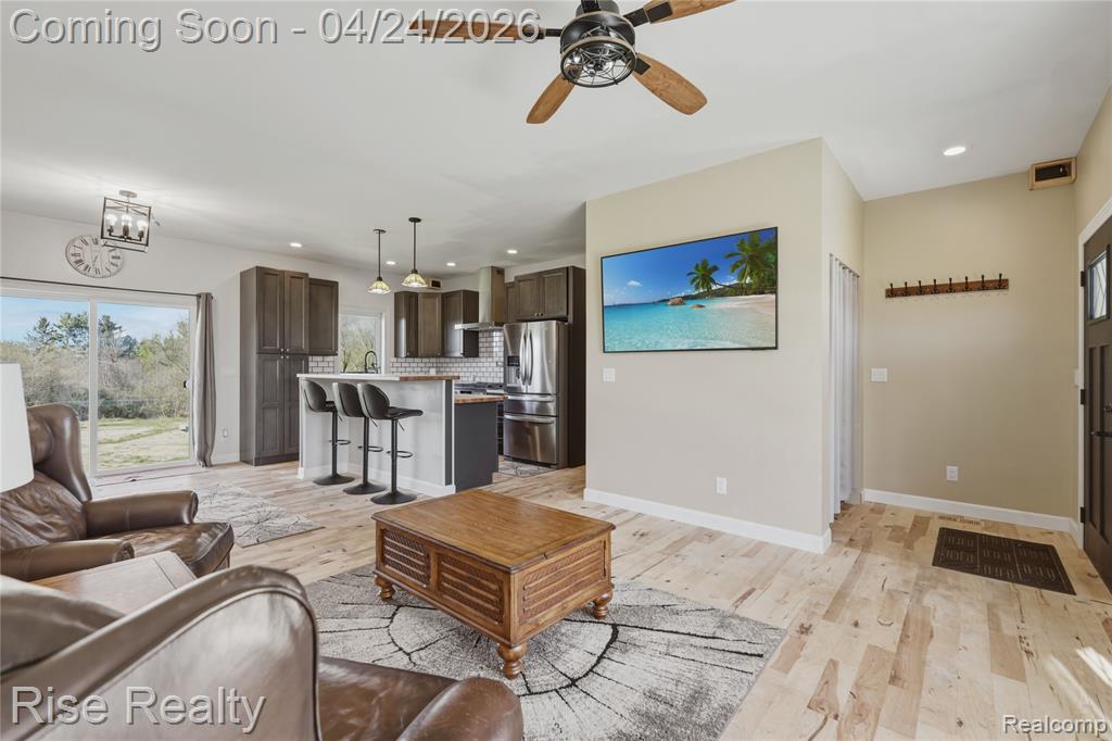 4399 E Bristol Road, Burton, MI 48519 — Photo 4