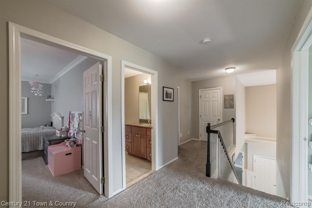 914 SHREWSBURY Drive, Clarkston, MI 48348 — Photo 27