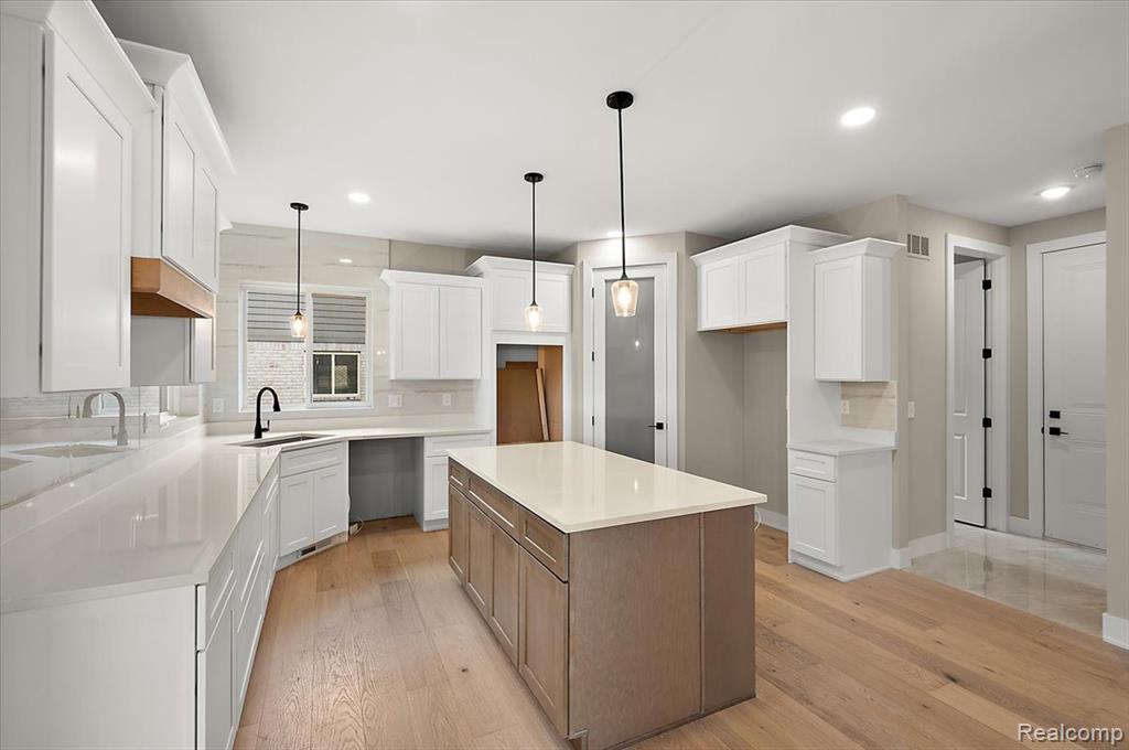 24318 Tullymore Drive, Macomb, MI 48042 — Photo 34