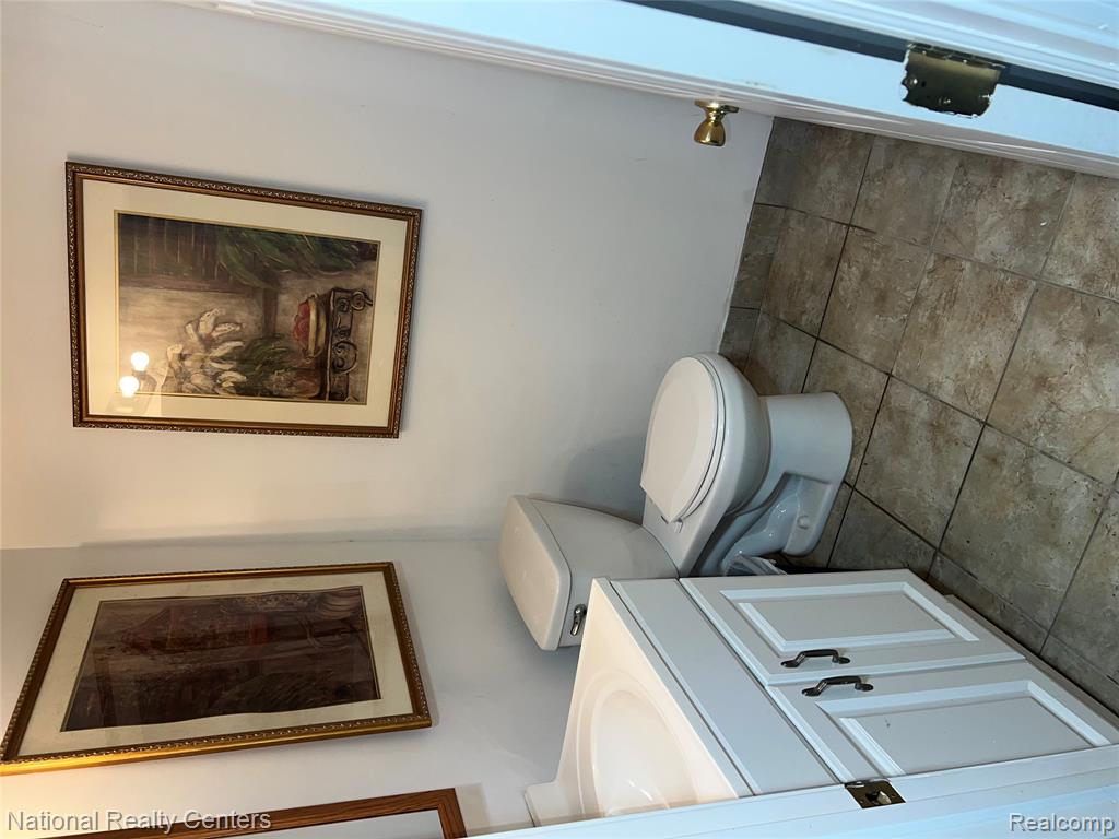 424 S Main Street, Northville, MI 48167 — Photo 20