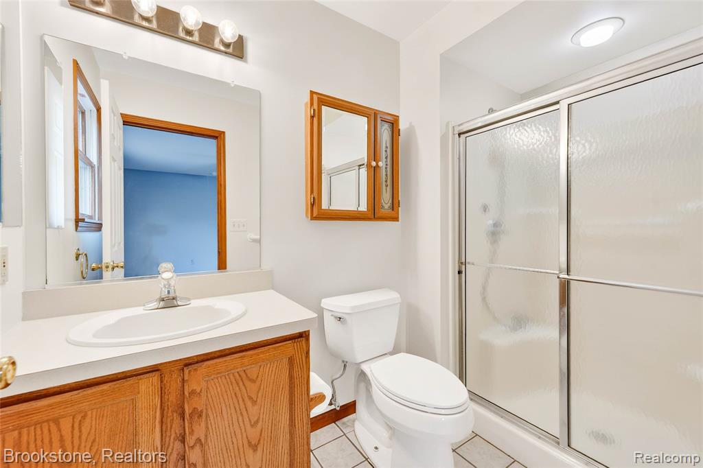 42645 Riggs Road, Van Buren, MI 48111 — Photo 32