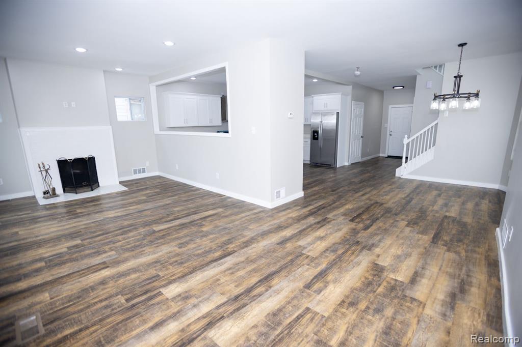 295 MARLBOROUGH Street, Detroit, MI 48215 — Photo 12