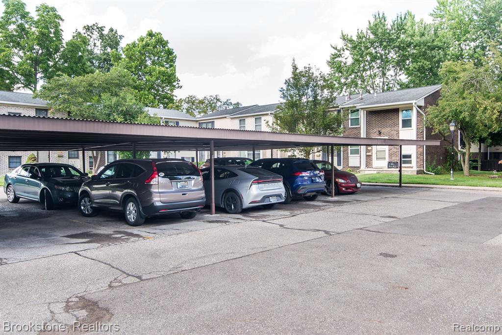 8352 LAKEVIEW Drive, Ypsilanti, MI 48198 — Photo 25
