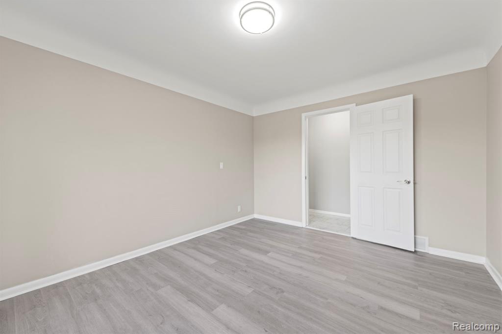 32104 Claeys Drive, Warren, MI 48093 — Photo 14
