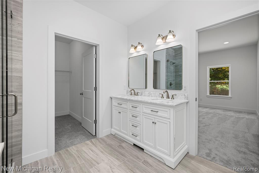 7448 Village Court, Davisburg, MI 48350 — Photo 27