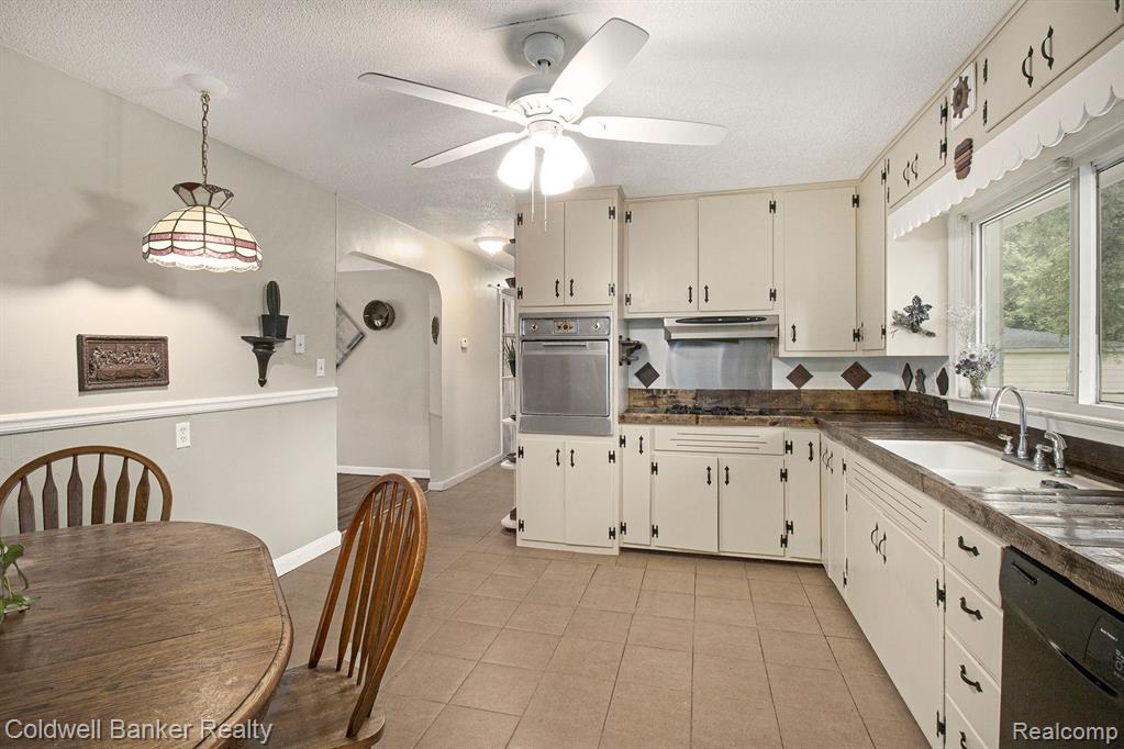 61722 FAIRLAND Drive, South Lyon, MI 48178 — Photo 15