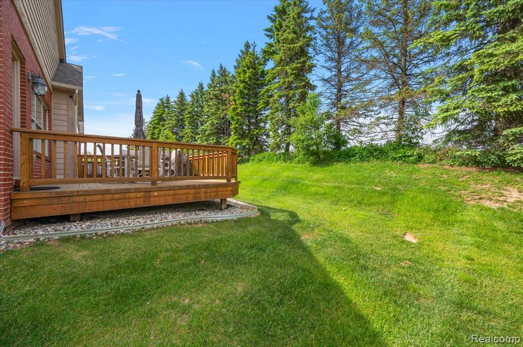 6912 Stonewood Place, 44, Clarkston, MI — Photo 42