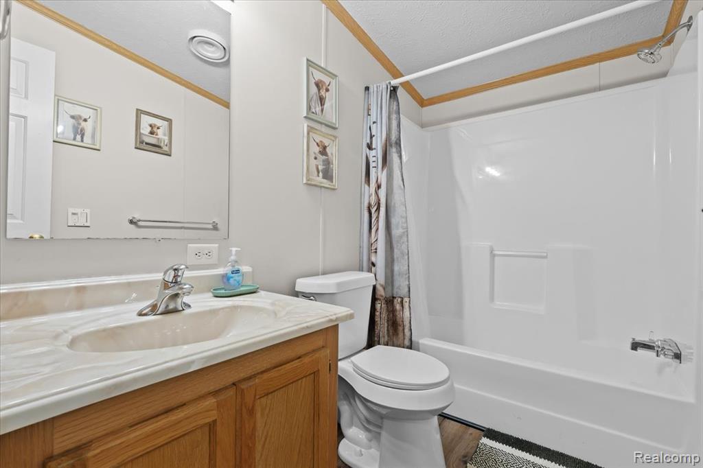 971 RED CEDAR Drive, Howell, MI 48843 — Photo 18
